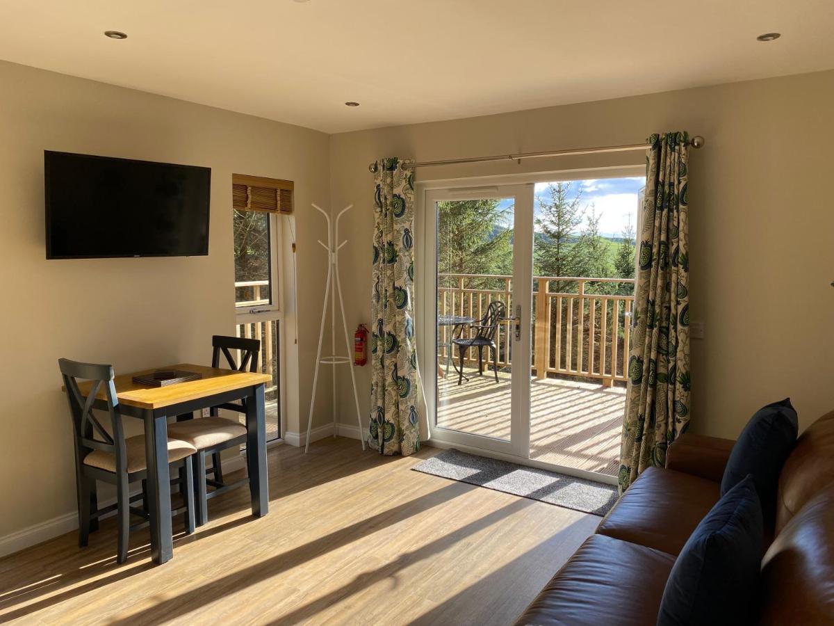קופאר Acorn Lodge With Hot Tub מראה חיצוני תמונה
